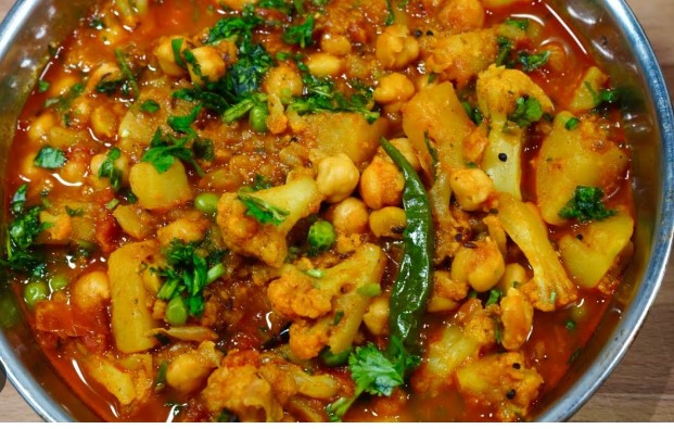 Cauliflower Chole Curry